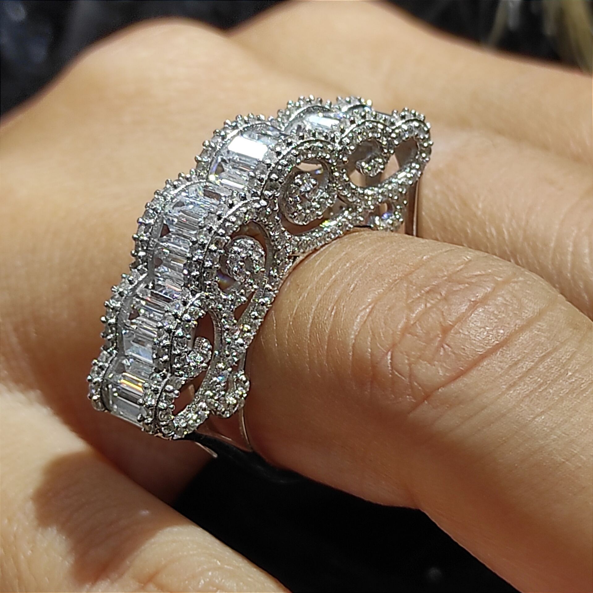 Swarovski Taşlı, Altın Rodajlı Gümüş Yüzük