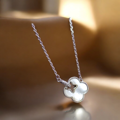 Sedef Taşlı Van clife Altın Rodajlı Gümüş Kolye