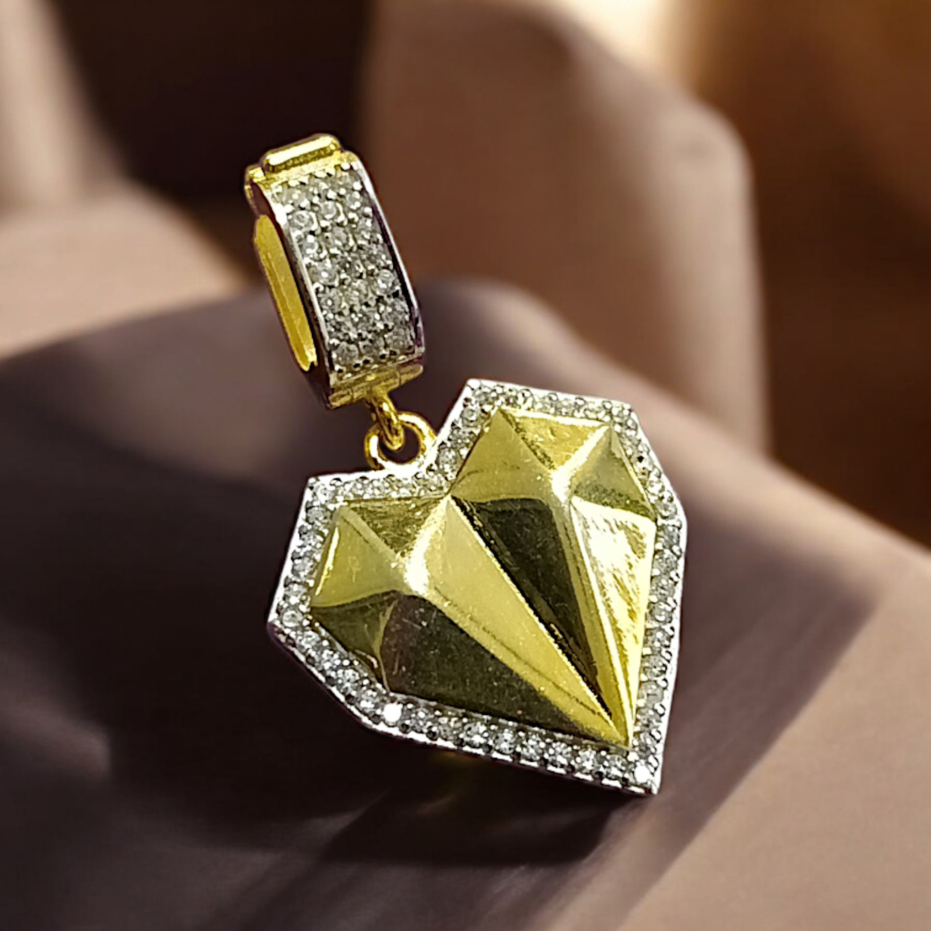 Charm Kalp model Altın kaplamalı Gümüş Uç