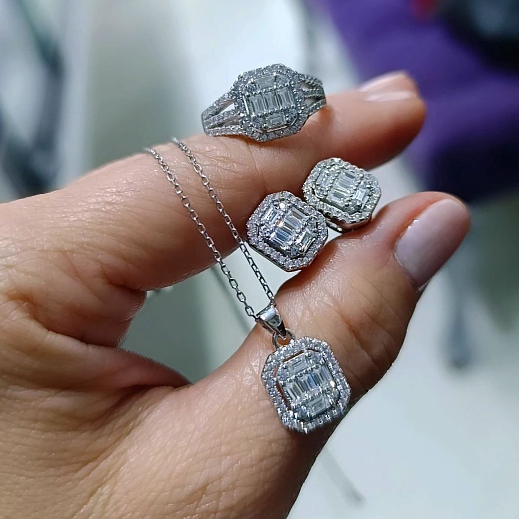 Pırlanta Kesim, Bagety Taşlı Altın Kaplamalı Gümüş Set