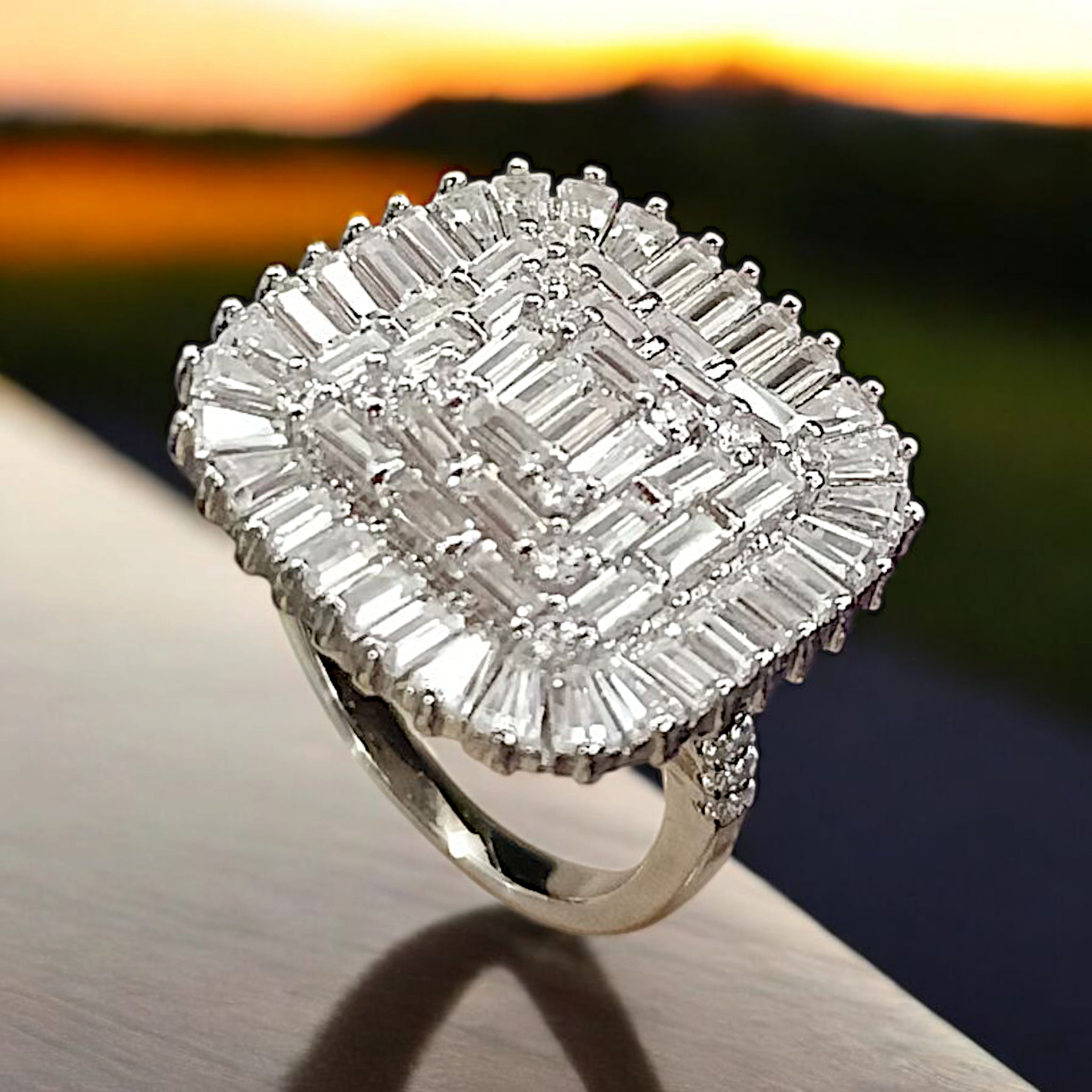 Bagety Taşlı Altın Kaplamalı Gümüş ithal Yüzük