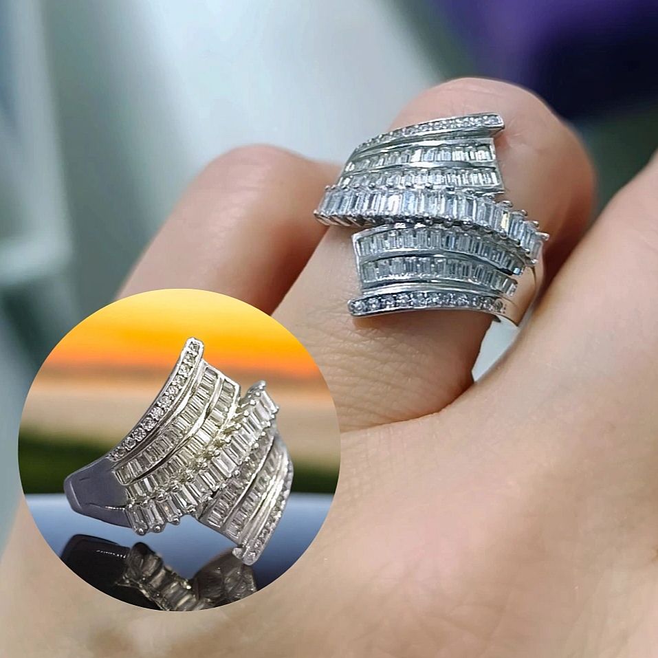 Bagety Taşlı Altın kaplamalı İthal Gümüş Yüzük