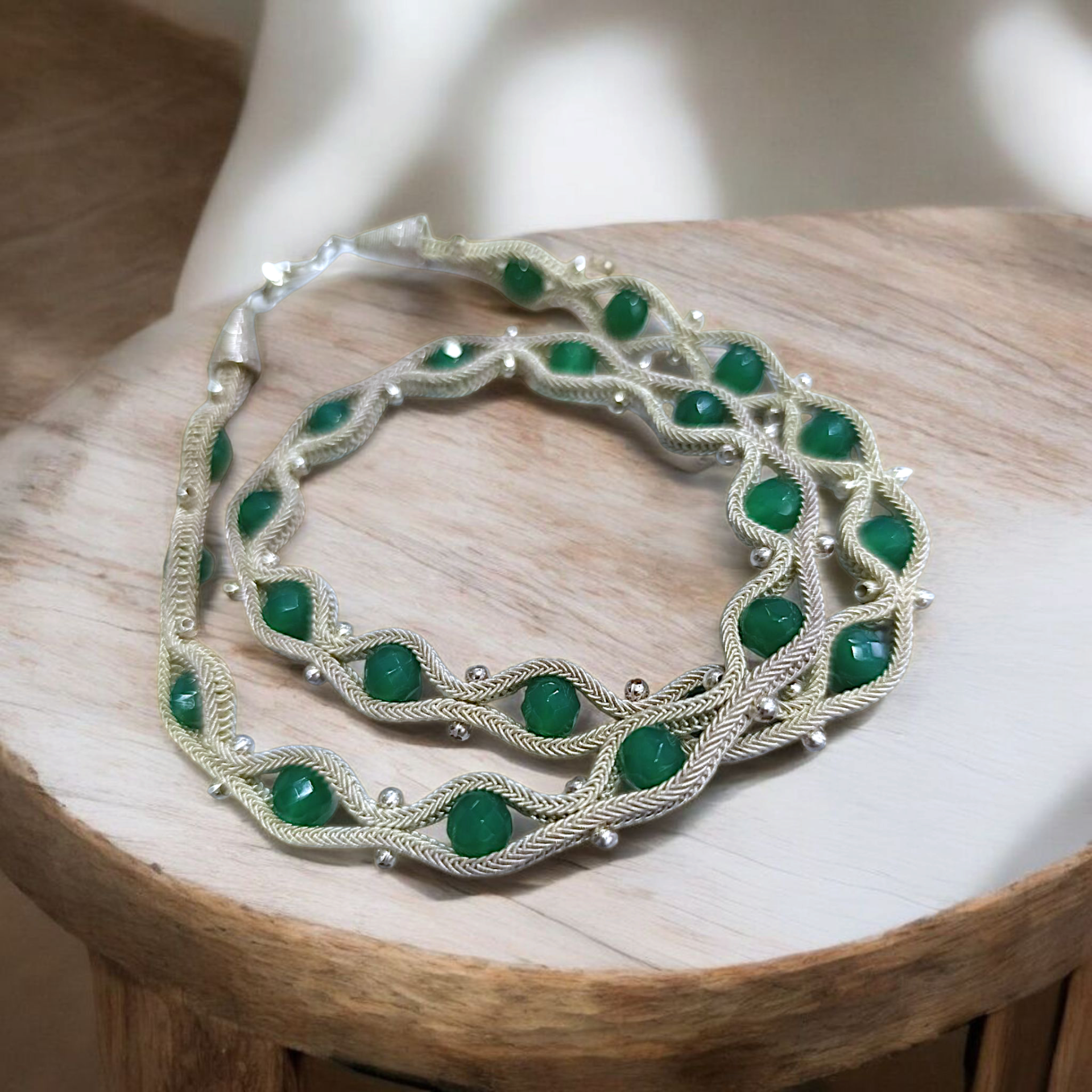 Akik Taşlı,1000 ayar Gümüş Kazaz İşçiliği Tek Tasarım Kolye