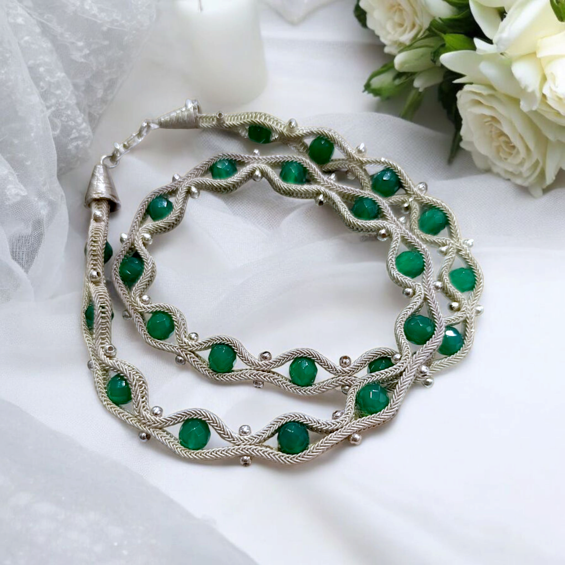 Akik Taşlı,1000 ayar Gümüş Kazaz İşçiliği Tek Tasarım Kolye