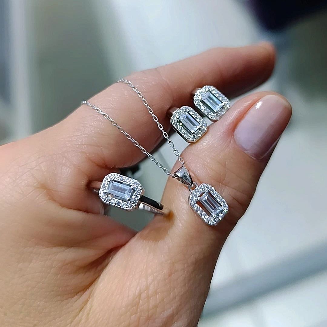 Bagety Taşlı Altın Rodajlı Zarif Gümüş set