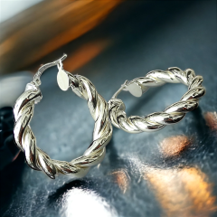 Burgu İthal Halka Gümüş Küpe (3cm çap)