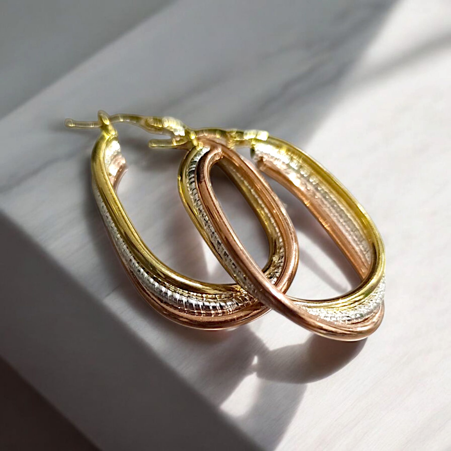 3 Renkli Altın Kaplamalı Oval Gümüş Küpe (4cm)