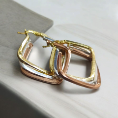 3 Renkli Altın Kaplamalı Kare Gümüş Küpe ( 3.5 cap)