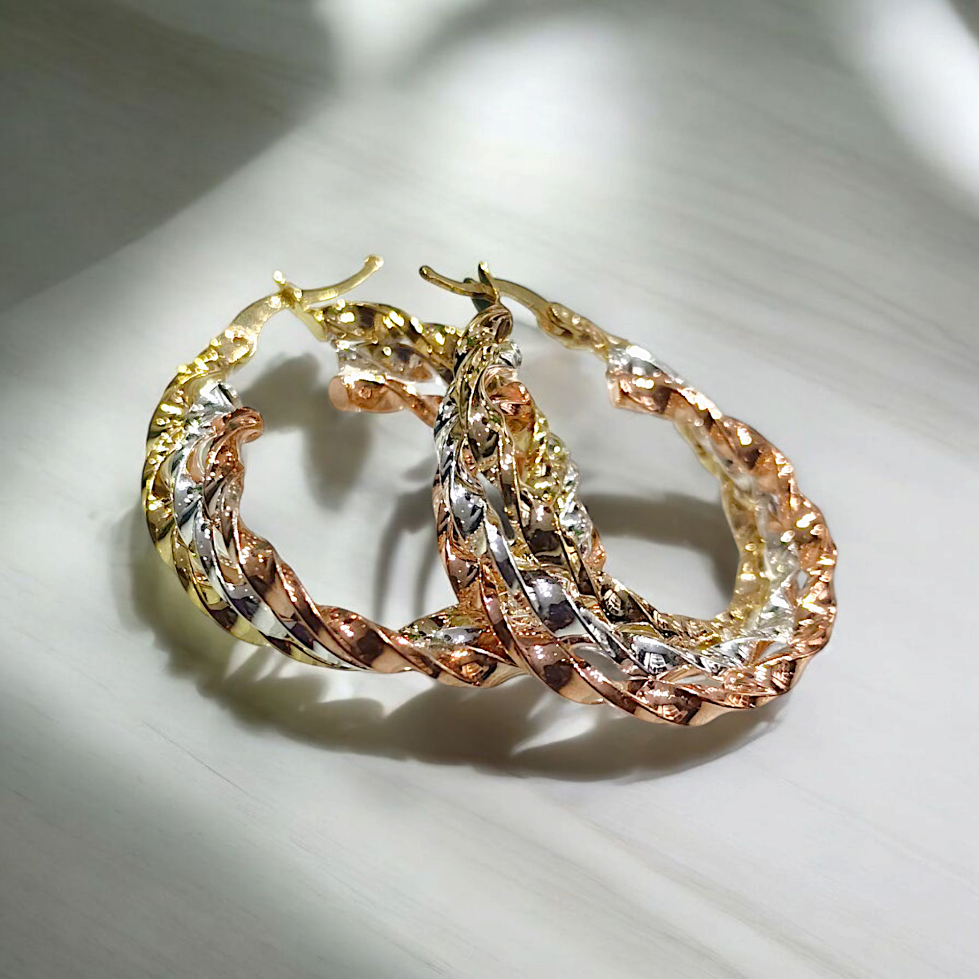 3 Renkli Altın Kaplamalı Gümüş Yuvarlak Burgu Küpe (3.5 cm)