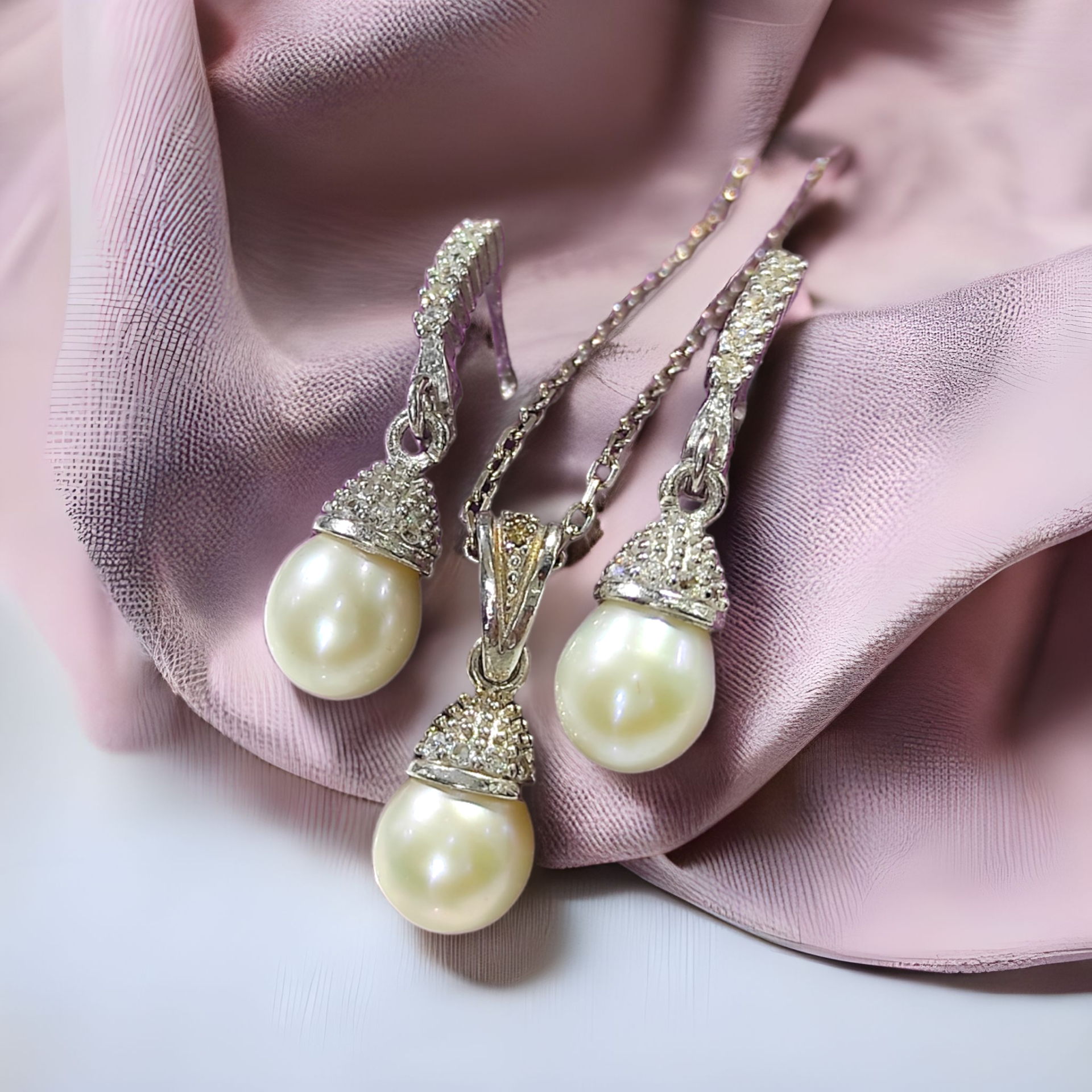 Hakiki İnci Beyaz Altın Kaplamalı Gümüş Set