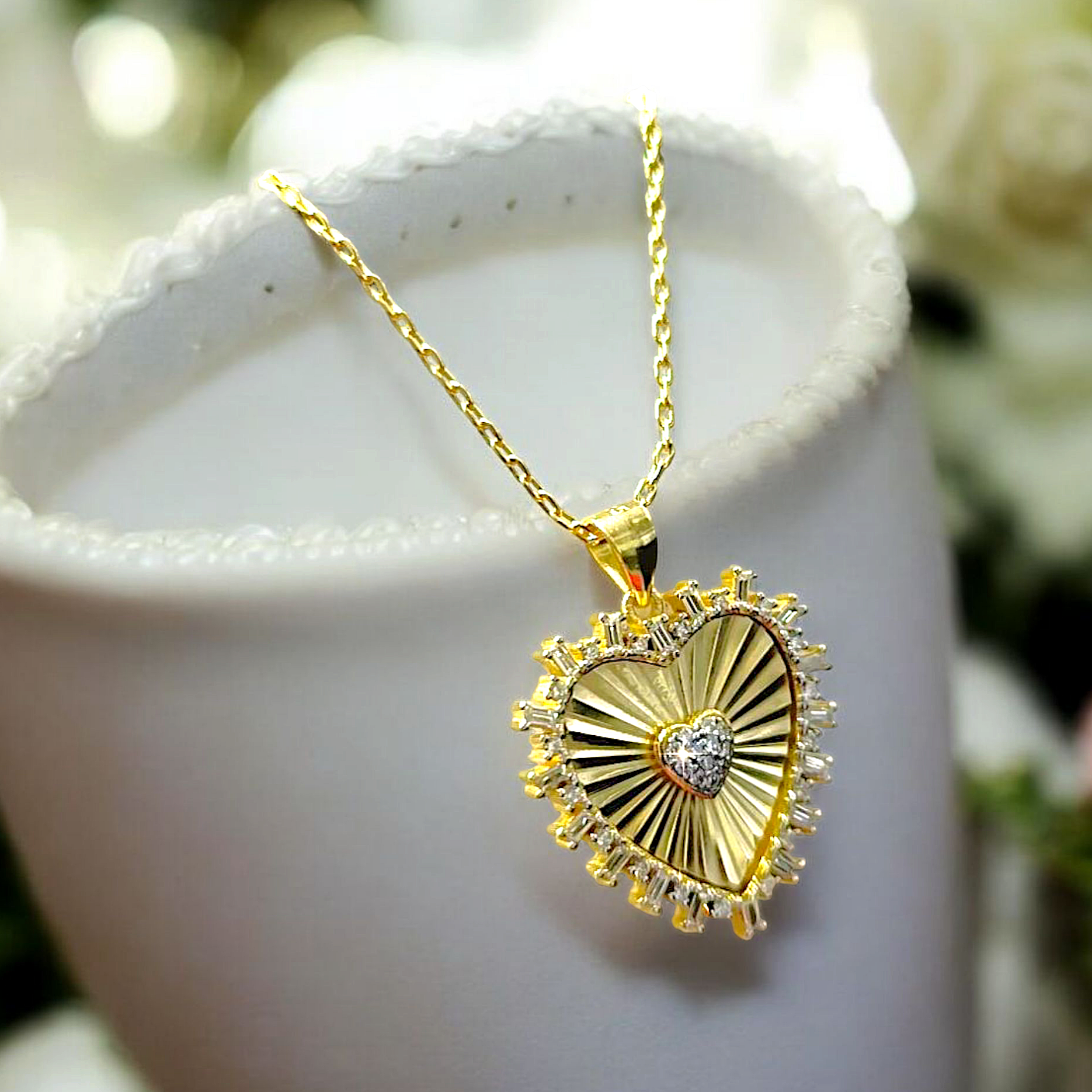 Kalp Model Altın kaplamalı İthal Gümüş Kolye