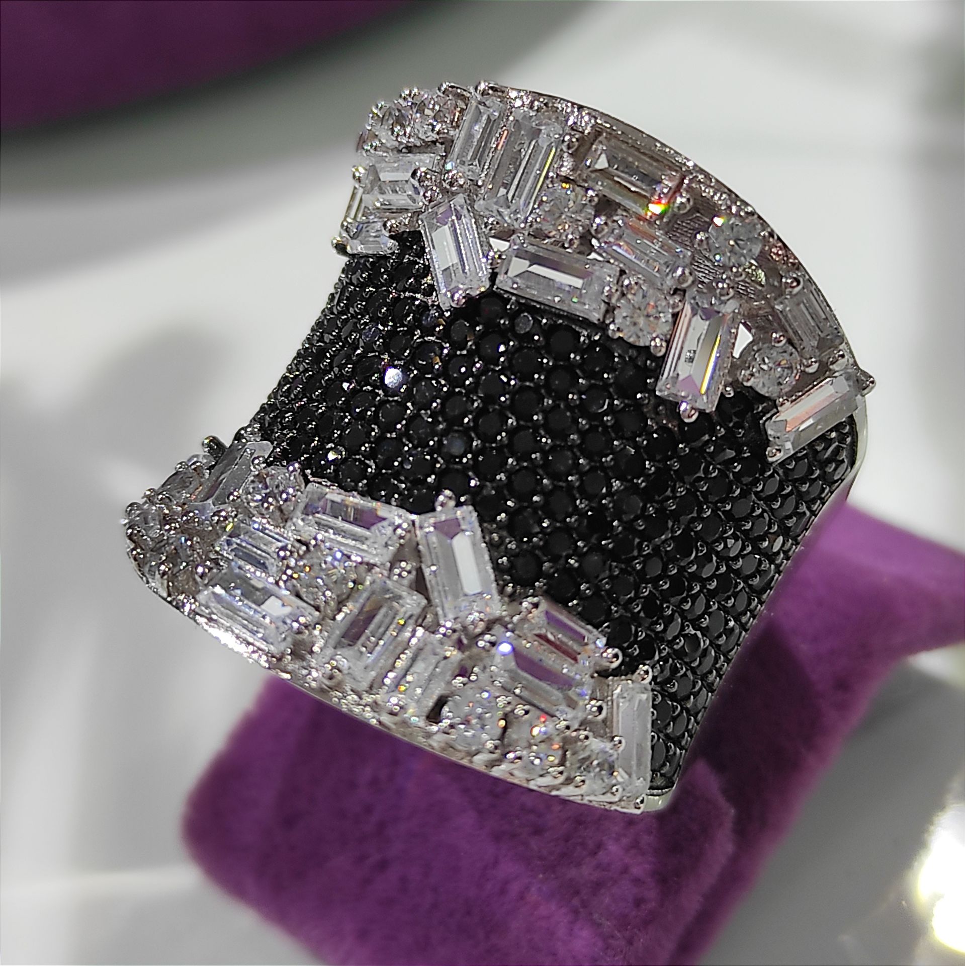 Bagety Taşlı, Altın Rodajlı Gümüş Tasarım Yüzük