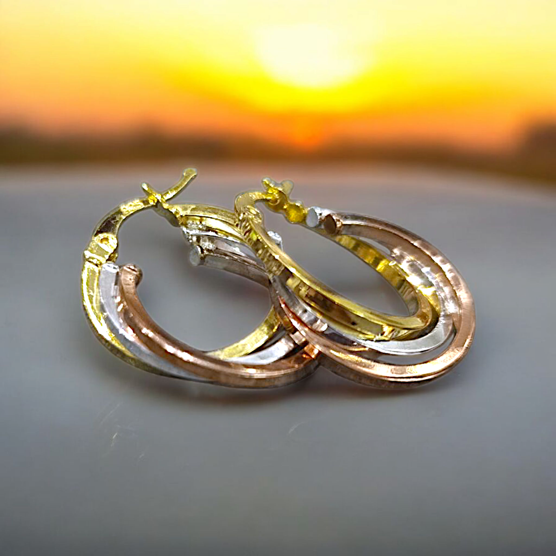 3 Renkli Gümüş üzerine Altın Rodajlı Halka Küpe