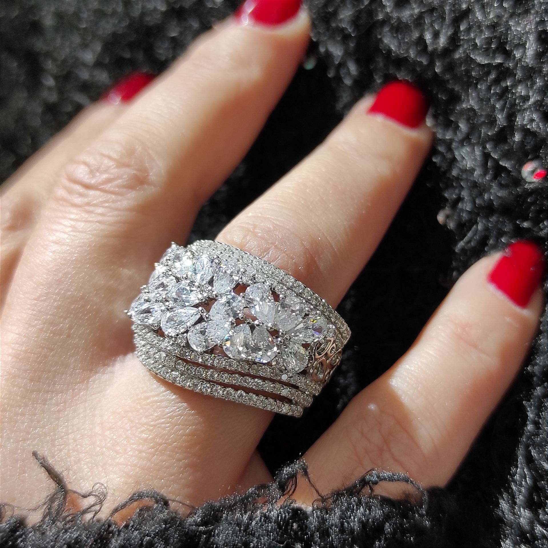 Swarovski taşlı Altın Kaplamalı İthal Gümüş Yüzük