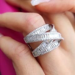 Swarovski Bagety Taşlı Altın Kaplamalı Gümüş Yüzük