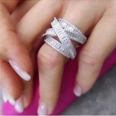 Swarovski Bagety Taşlı Altın Kaplamalı Gümüş Yüzük