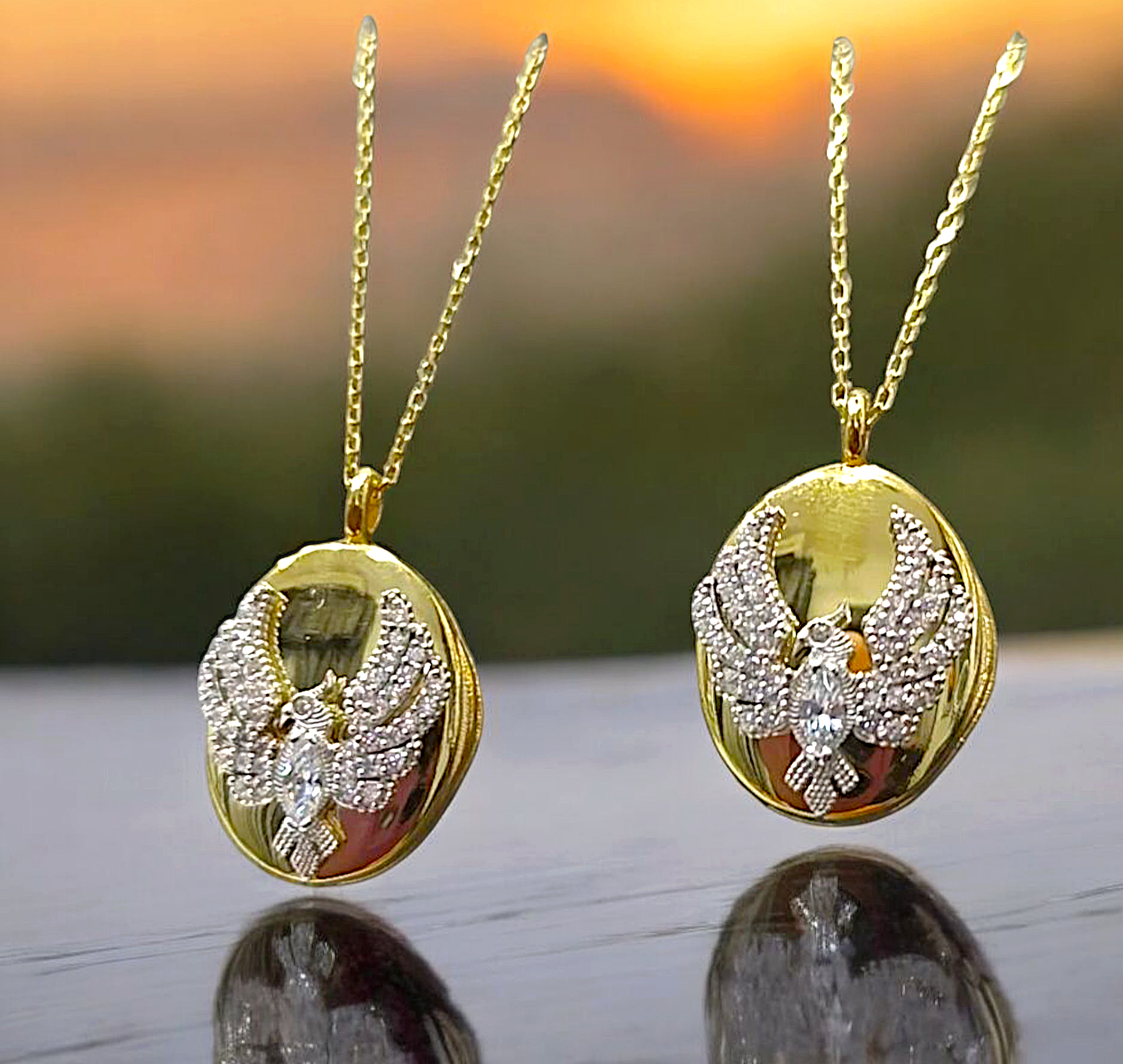 Uzak şehir Anka Kuşu Resimli, Altın kaplamalı Gümüş Kolye