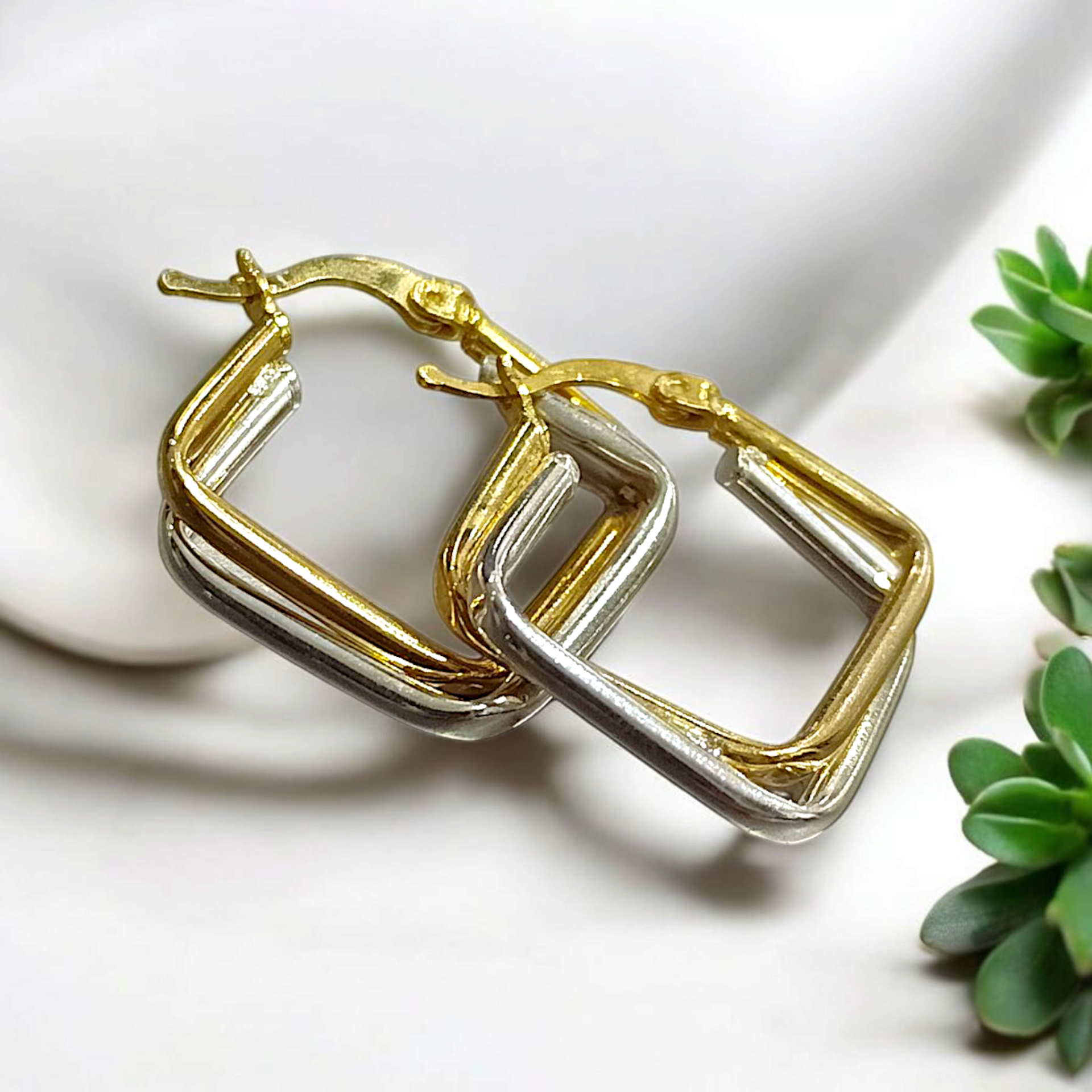 2 Renkli Kare Kesim Altın Rodajlı Gümüş Küpe