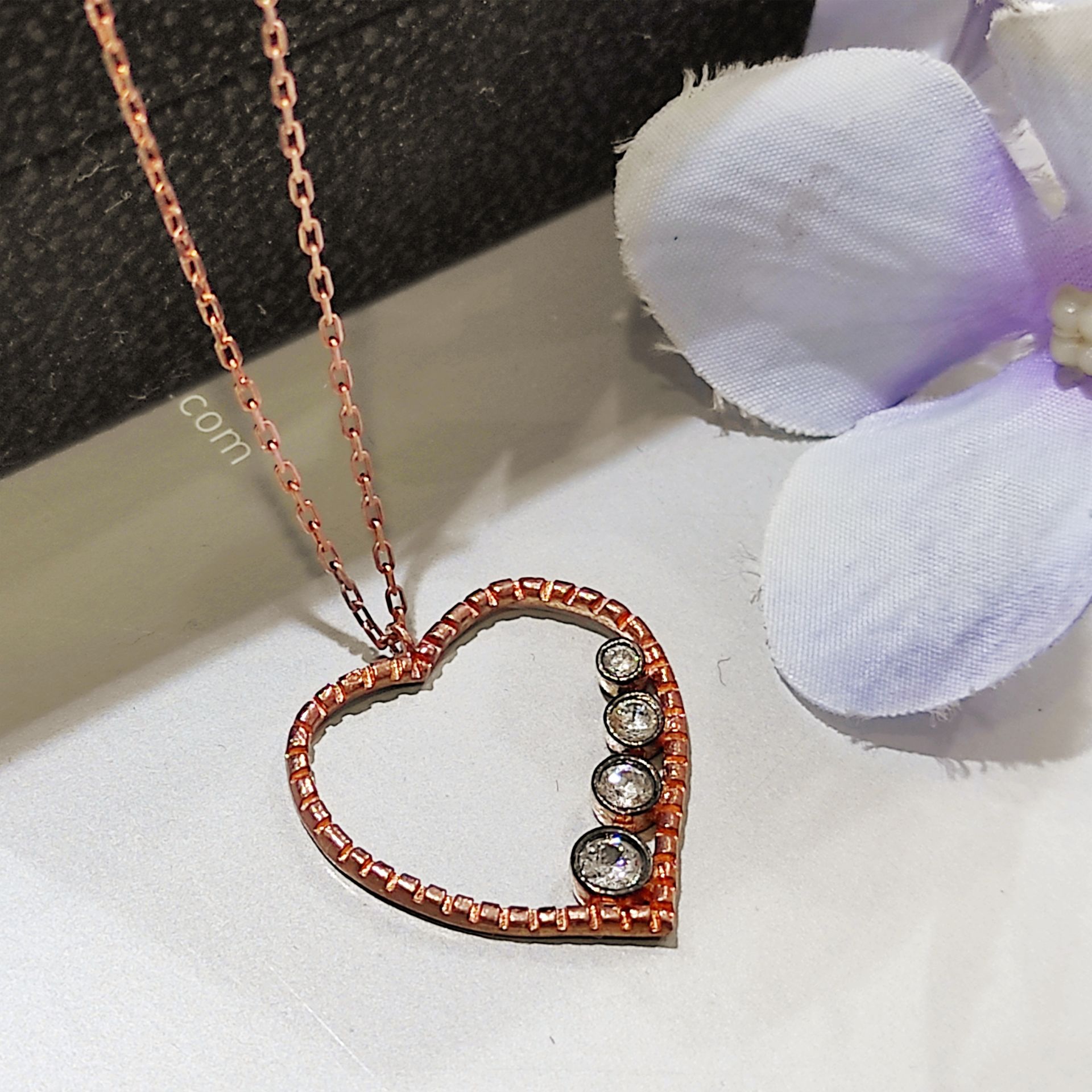 Kalp model Rose Gümüş Kolye