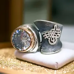 Swarovski Taşlı Tuğralı Tasarım Gümüş Yüzük