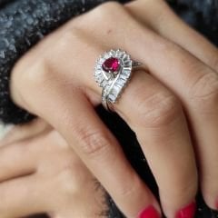 Yakut Taşlı Altın Kaplamalı Gümüş Yüzük