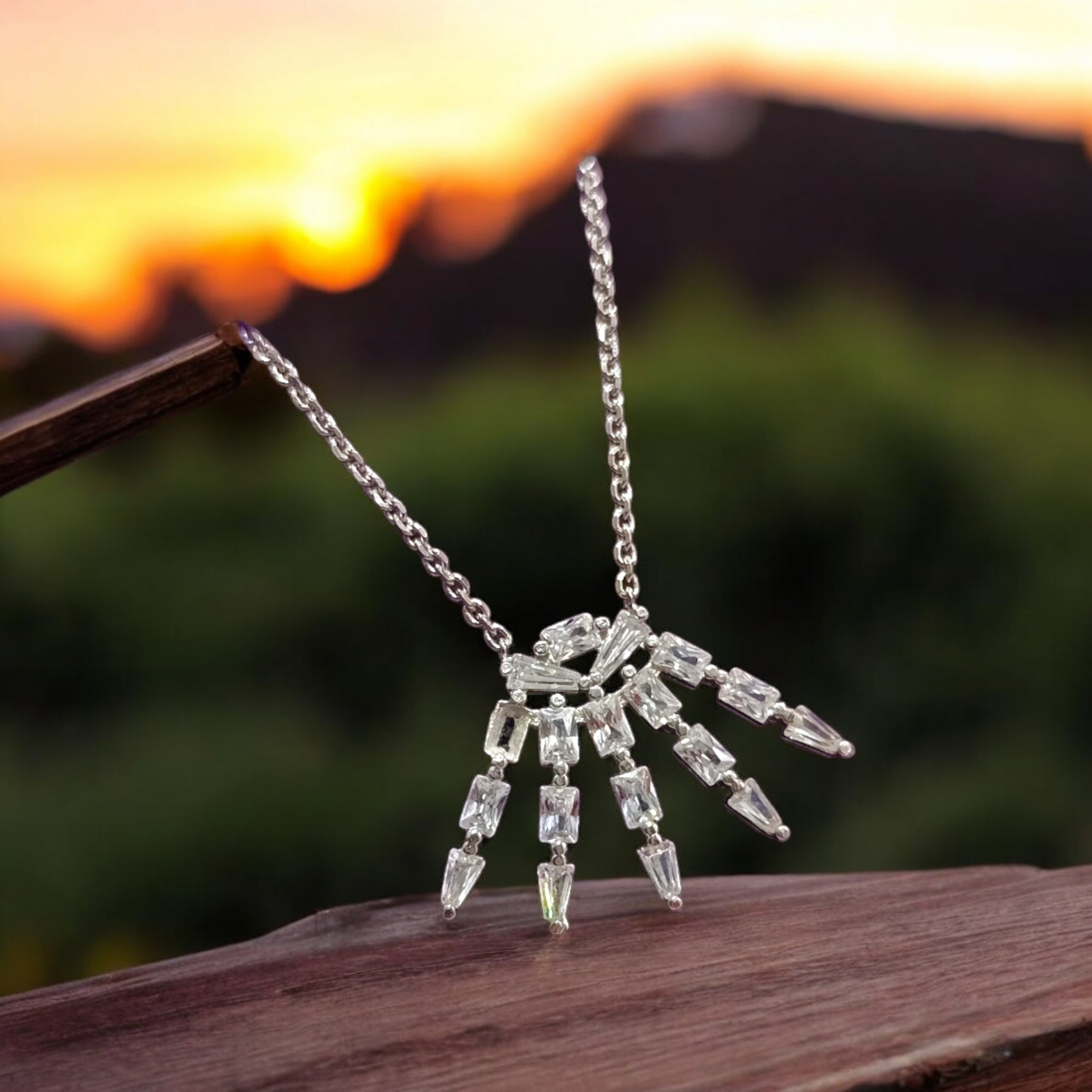 Bagety Swarovski Taşlı Altın kaplamalı Gümüş Kolye