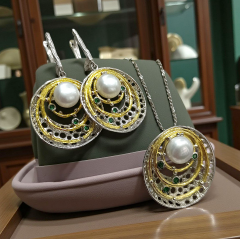 İnci Ve Zümrüt Taşlı İthal Tasarım Gümüş Kolye, Küpe Set