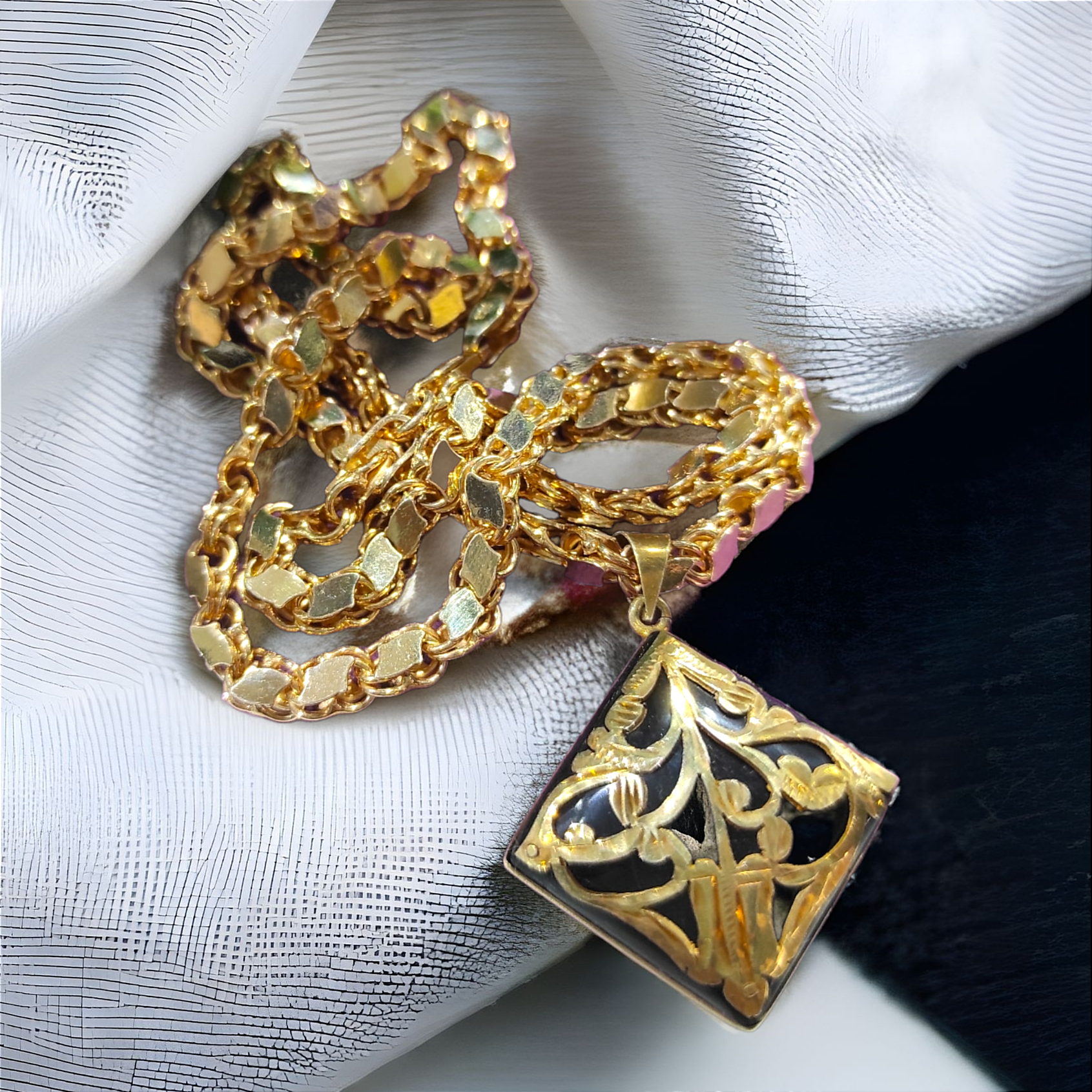 Oltu Taşlı, Altın Kaplamalı Gümüş Kolye