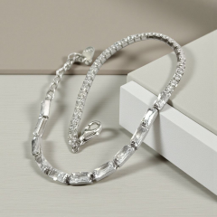 Swarovski Taşlı Altın Kaplamalı Tasarım Suyolu Gümüş Bileklik