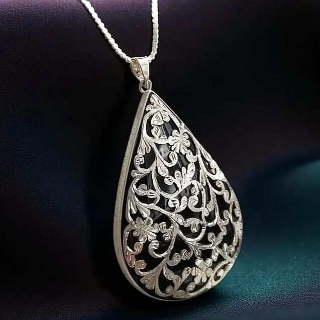 Oltu Taşlı Tek Tasarım Elişi Gümüş Damla Kolye