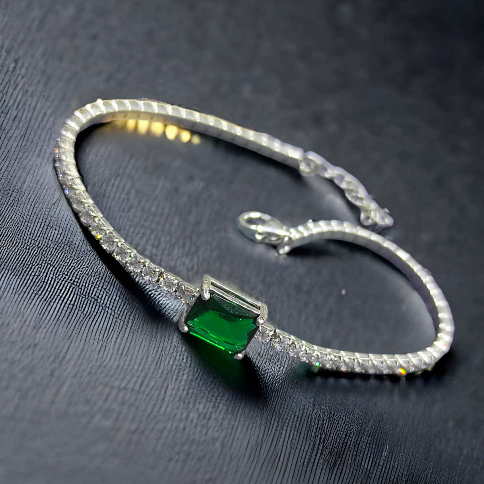 Swarovski Yeşil Taşlı Gümüş Suyolu Bileklik