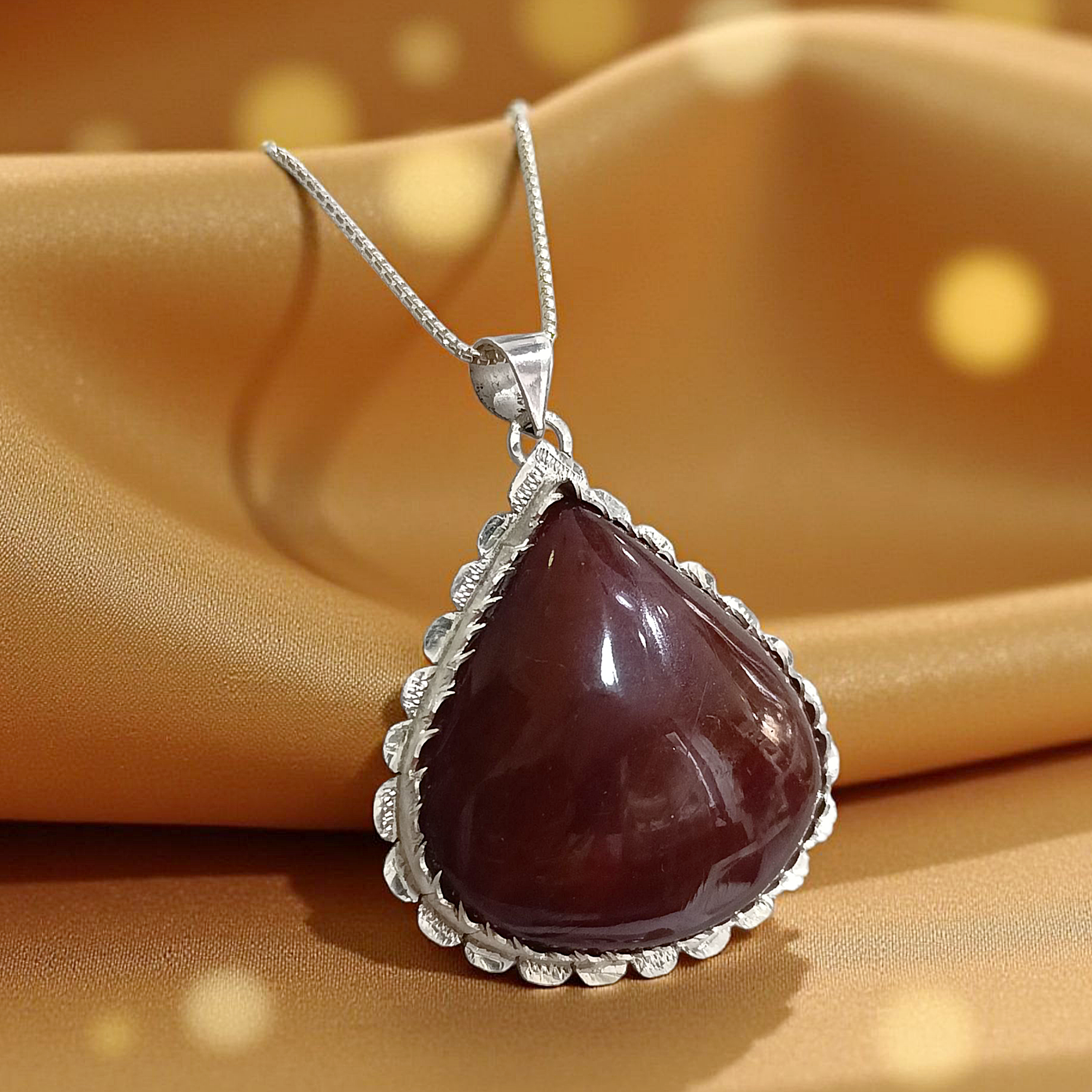 Akik Taşlı Tek Tasarım Elişi Damla Gümüş Kolye