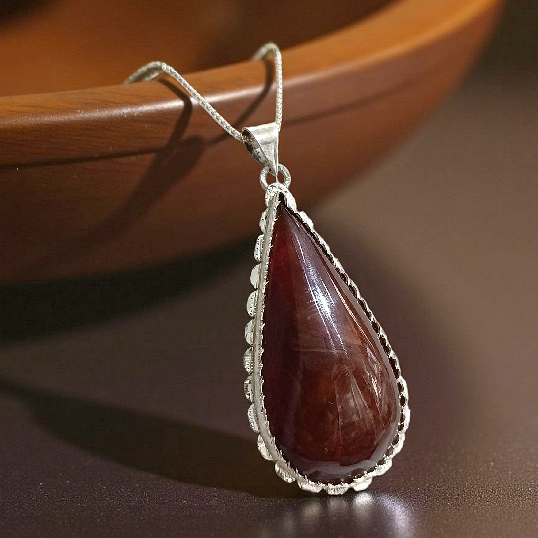 Akik Taşlı Tek Tasarım Elişi  Damla Gümüş Kolye