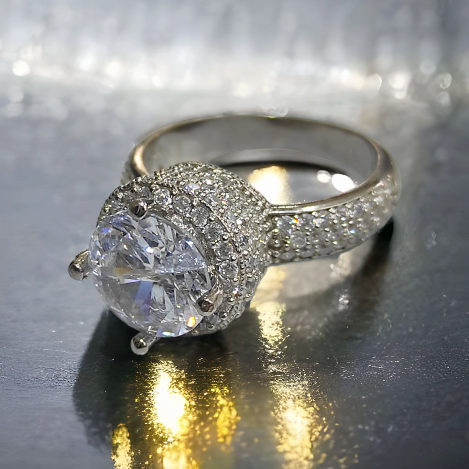 Swarovski Taşlı Altın Kaplamalı Gümüş Yüzük