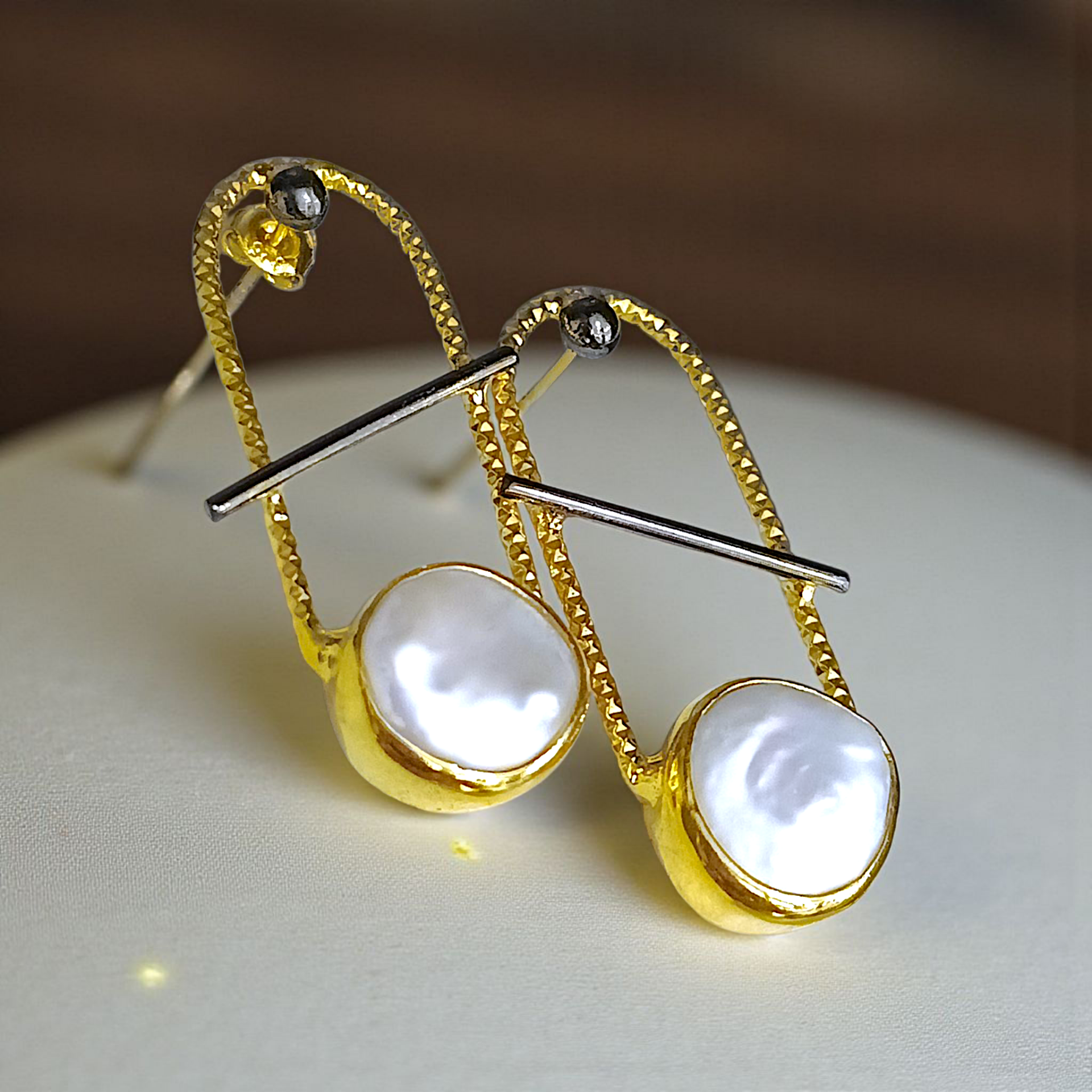 Barok İnci,Tek Tasarım Altın Kaplamalı Gümüş Küpe