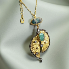 Fruze Turkuaz Taşlı Tek Tasarım Altın Kaplamalı Gümüş Kolye
