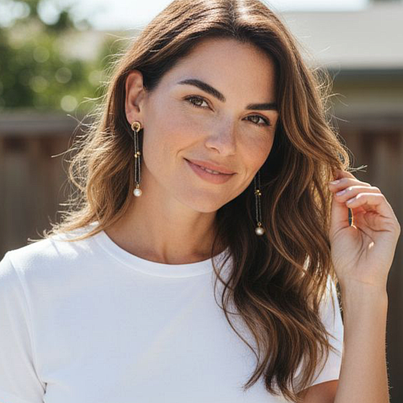 İnci Taşlı Tek Tasarım Altın Kaplamalı Gümüş Küpe