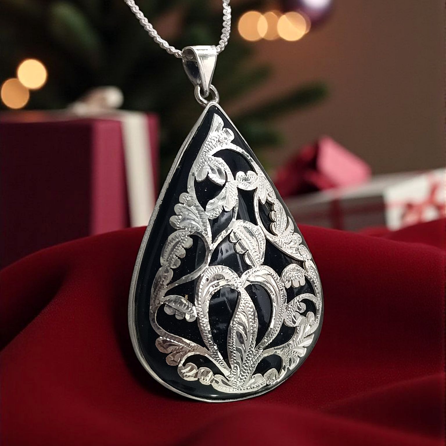 Oltu Taşlı Tek Tasarım Elişi Gümüş Kolye