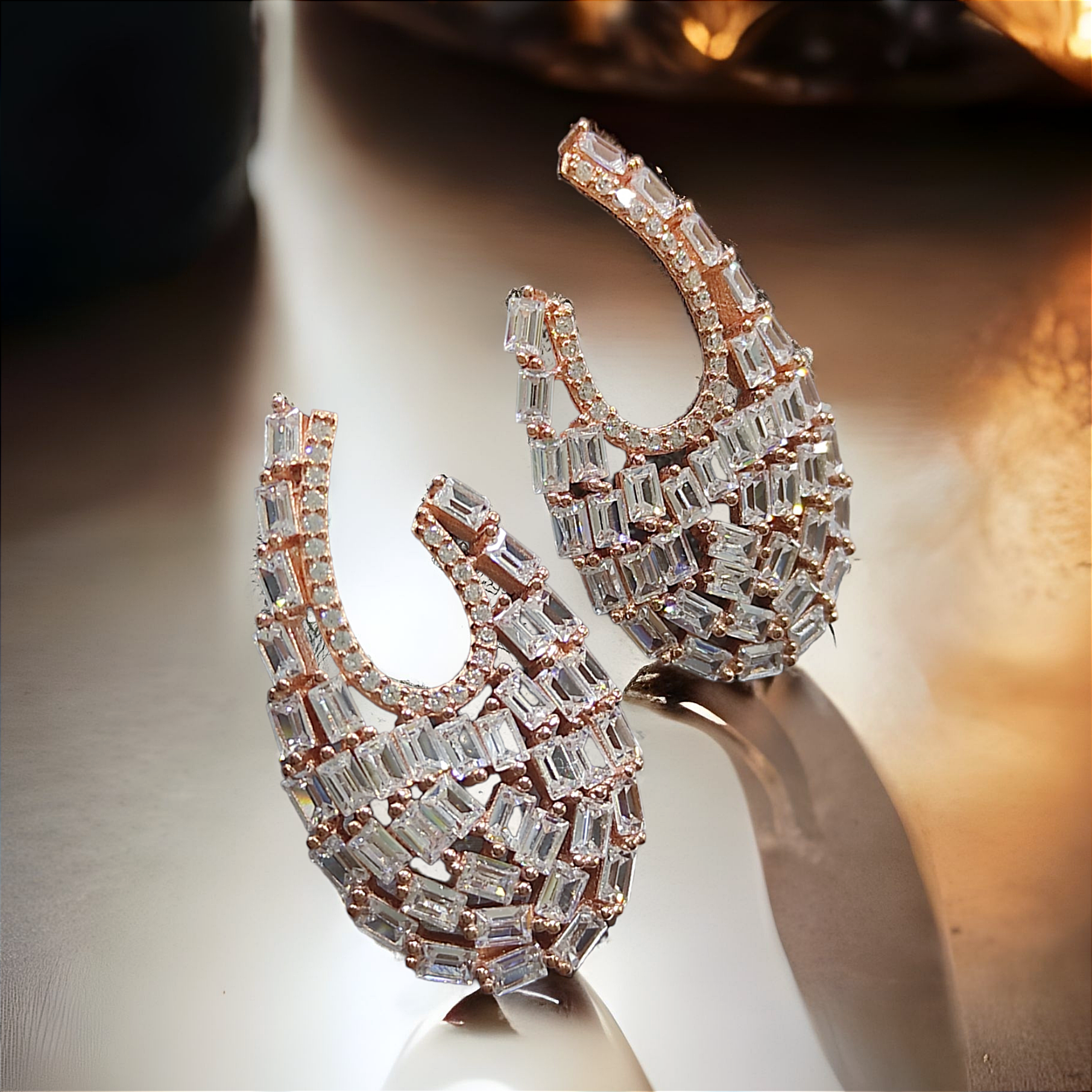 Swarovski Bagety Taşlı Rose İthal Gümüş Küpe