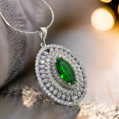 Swarovski Taşlı Altın Kaplamalı İthal Gümüş Kolye