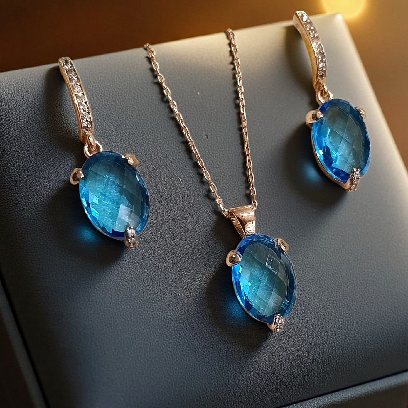 Akuamarin Taşlı Rose Altın kaplamalı Gümüş Set