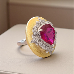 Yakut ve Mozanit Taşlı Tasarım Altın Rodajlı Gümüş Yüzük