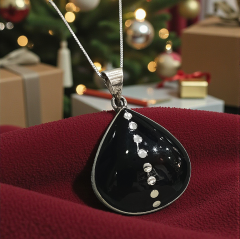 Oltu Taşlı Tasarim Elişi Damla Model Gümüş Kolye