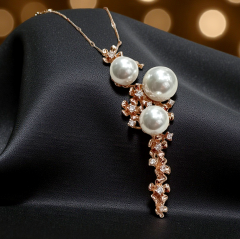 İnci Taşlı Rose Altın Kaplamalı Gümüş Tasarım Kolye