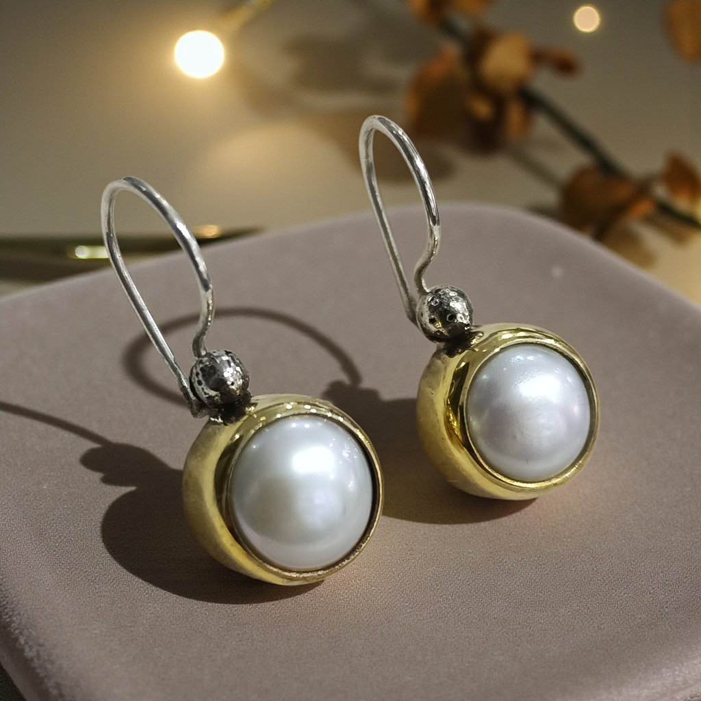 İnci Taşlı Gold renkli Tasarım Gümüş Küpe