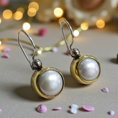 İnci Taşlı Gold renkli Tasarım Gümüş Küpe