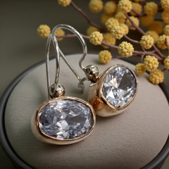 Swarovski Taşlı Rose Kaplamalı Gümüş Tasarım Küpe