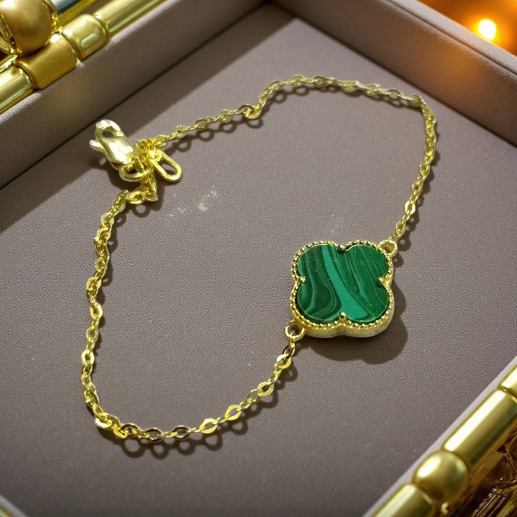 Malakit Taşlı Yonca Model Altın Kaplama Gümüş Bileklik