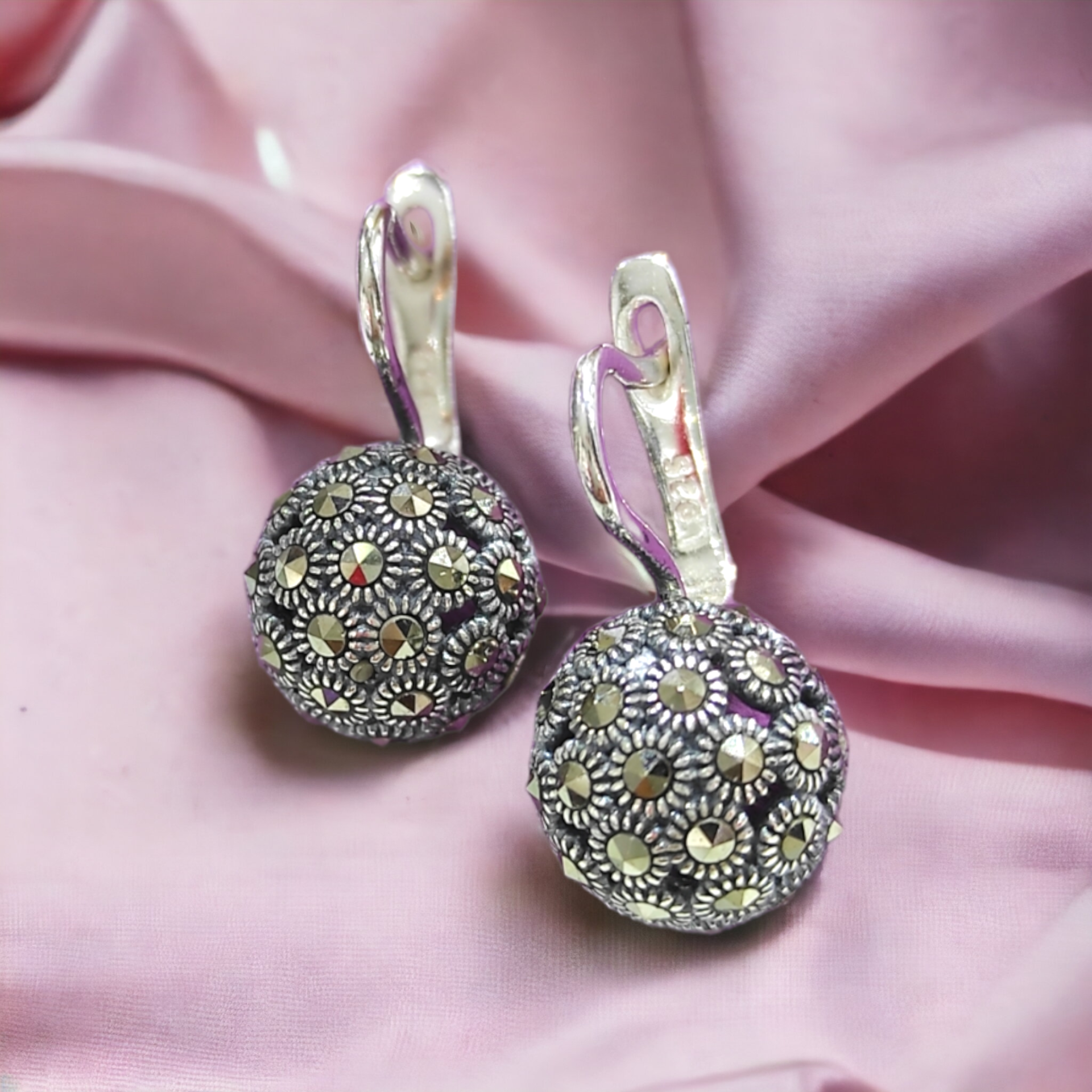 Markiz Taşlı İthal Gümüş Top Küpe