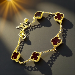 Akik Taşlı Yonca Model Altın Kaplamalı ithal Gümüş Bileklik